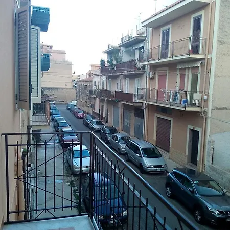 Italy House * Cinisi