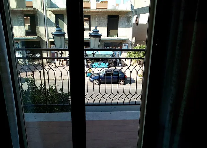 Italy House צ'יניזי