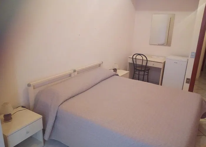 Italy House בית הארחה צ'יניזי